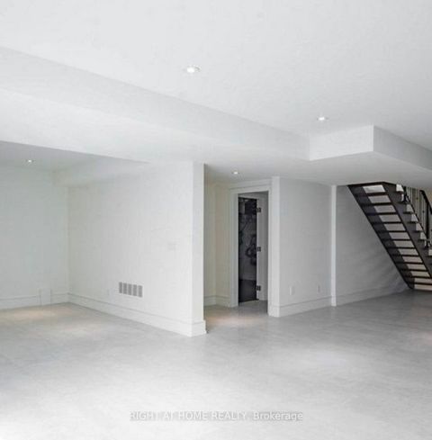 Photo 22 at 33 Cartwright Avenue W, Glen Park, Toronto