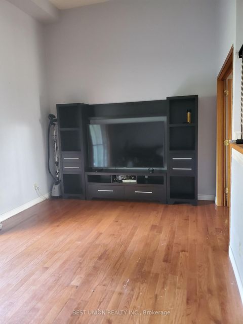 Photo 5 at 12 - 200 Bridletowne Circle, L'Amoreaux, Toronto