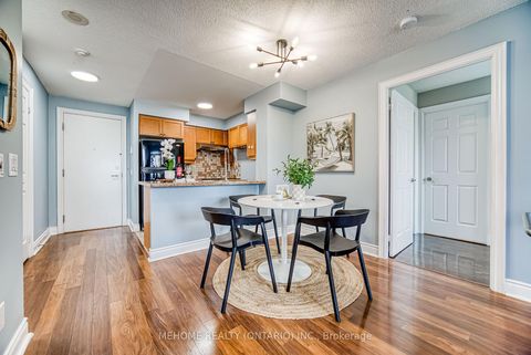 Photo 17 at 1025 - 25 Greenview Avenue, Newtonbrook West, Toronto