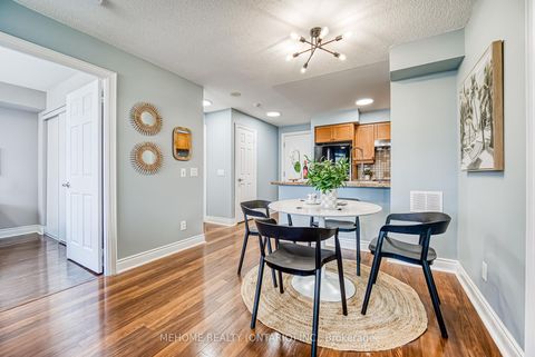 Photo 19 at 1025 - 25 Greenview Avenue, Newtonbrook West, Toronto