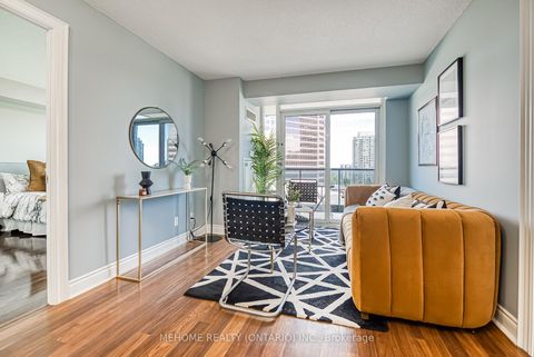 Photo 20 at 1025 - 25 Greenview Avenue, Newtonbrook West, Toronto