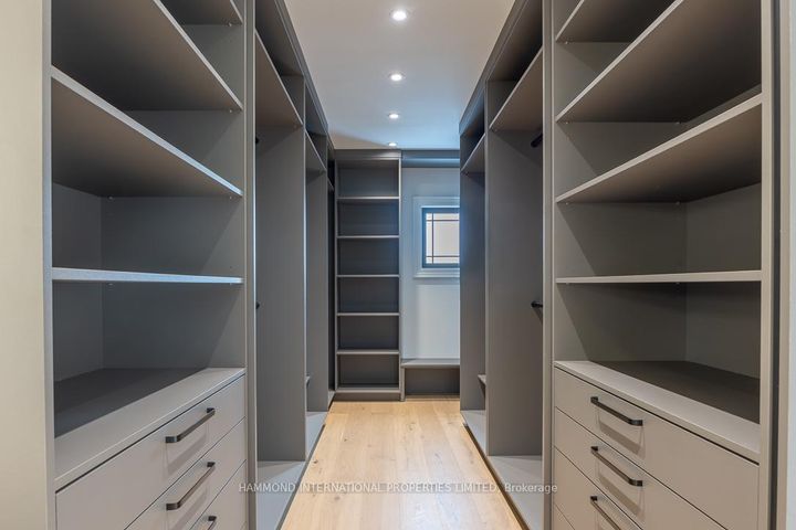 Photo 23 at 58 Fanning Mills Circle, Patterson, Vaughan