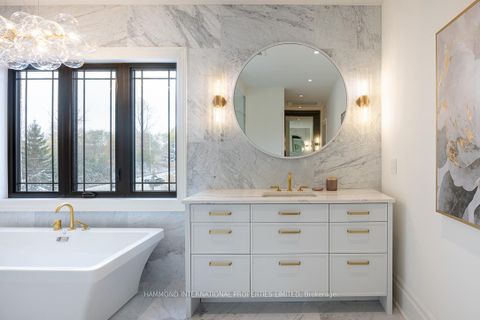 Photo 18 at 58 Fanning Mills Circle, Patterson, Vaughan