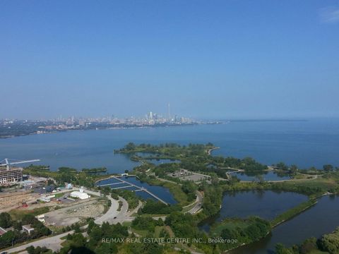 Photo 2 at 2 - 2183 Lakeshore Boulevard W, Mimico, Toronto