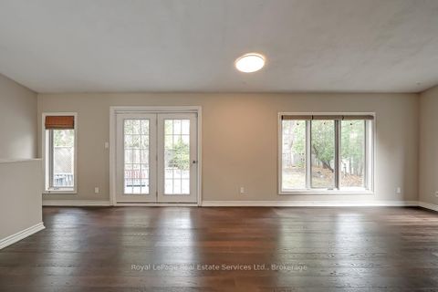 Photo 11 at 411 Trafalgar Road, OO Old Oakville, Oakville