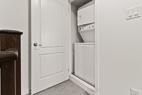 Photo 10 at 42 - 2441 Greenwich Drive N, WM Westmount, Oakville