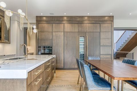 Photo 13 at 15 Ames Circle, Don Mills, Toronto