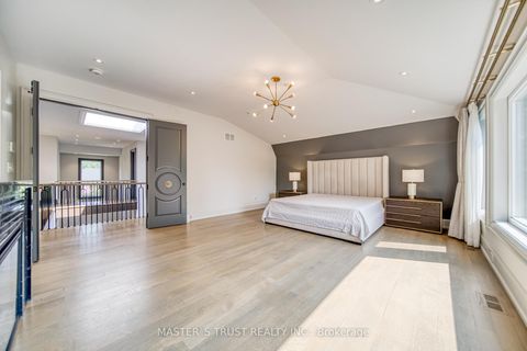 Photo 19 at 15 Ames Circle, Don Mills, Toronto