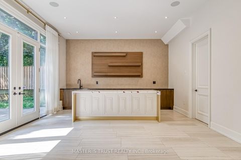 Photo 34 at 15 Ames Circle, Don Mills, Toronto