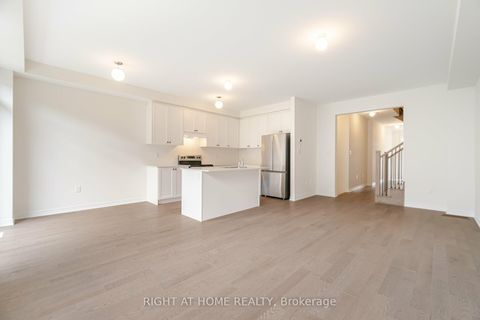 Photo 9 at 77 Singhampton Road, Kleinburg, Vaughan