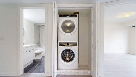 Photo 16 at 2 - 175 WILLIAM DUNCAN Road, CFB, Toronto