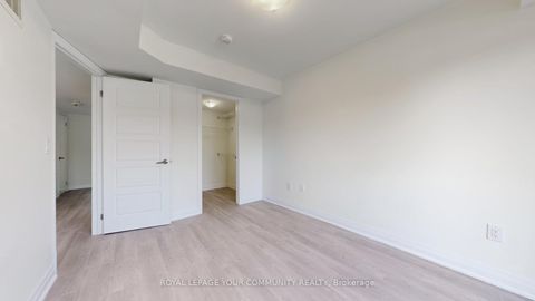 Photo 24 at 2 - 175 WILLIAM DUNCAN Road, CFB, Toronto