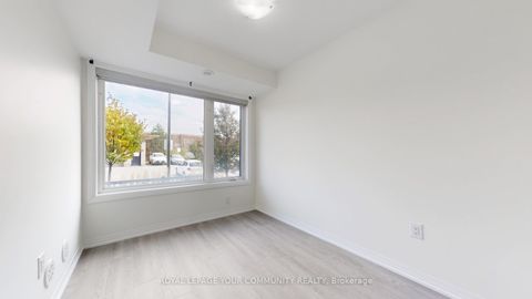 Photo 25 at 2 - 175 WILLIAM DUNCAN Road, CFB, Toronto