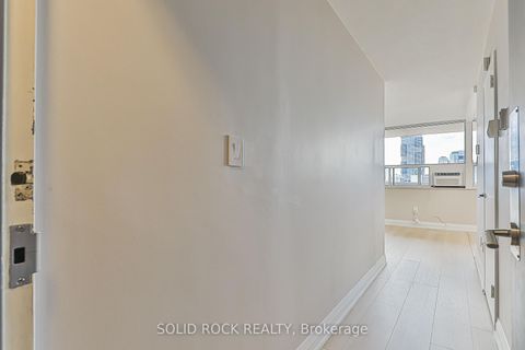 Photo 3 at 3111 - 40 Homewood Avenue, South St. James Town, Toronto