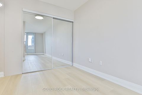 Photo 22 at 3111 - 40 Homewood Avenue, South St. James Town, Toronto