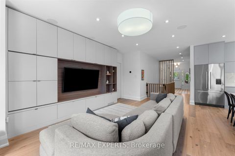 Photo 5 at 88 Arista Gate, Islington Woods, Vaughan