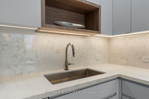 Photo 11 at 88 Arista Gate, Islington Woods, Vaughan