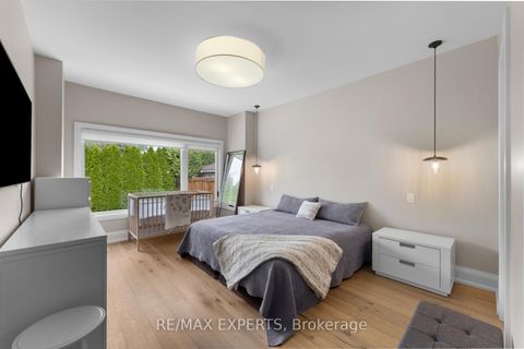 Photo 14 at 88 Arista Gate, Islington Woods, Vaughan