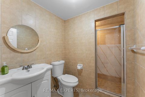 Photo 32 at 88 Arista Gate, Islington Woods, Vaughan