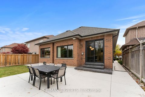 Photo 35 at 88 Arista Gate, Islington Woods, Vaughan