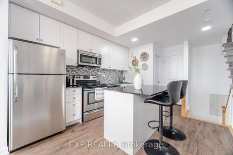 Photo 6 at 2A - 867 Wilson Avenue, CFB, Toronto