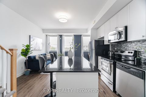 Photo 9 at 2A - 867 Wilson Avenue, CFB, Toronto