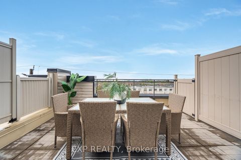 Photo 25 at 2A - 867 Wilson Avenue, CFB, Toronto