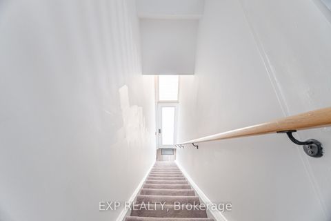 Photo 29 at 2A - 867 Wilson Avenue, CFB, Toronto