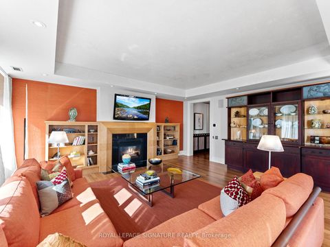 Photo 8 at 603 - 155 St. Clair Avenue W, Casa Loma, Toronto