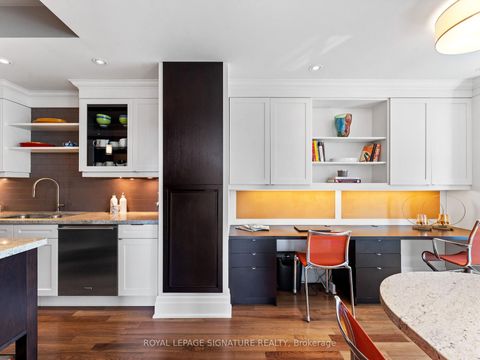 Photo 14 at 603 - 155 St. Clair Avenue W, Casa Loma, Toronto