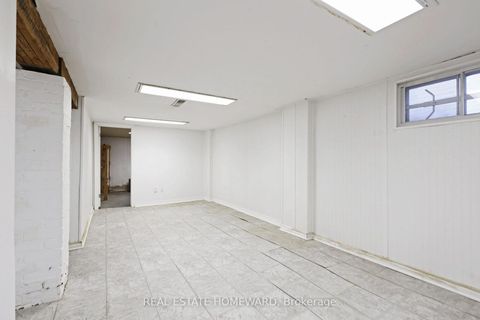 Photo 19 at 281 Queensdale Avenue, East York, Toronto