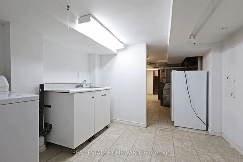 Photo 22 at 281 Queensdale Avenue, East York, Toronto