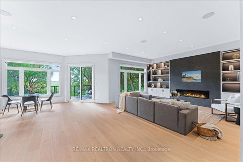 Photo 14 at 275 Reiner Road, Clanton Park, Toronto