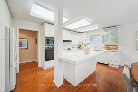 Photo 18 at 2 Ivor Road, York Mills, Toronto