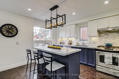 Photo 9 at 165 Westfield Trail, RO River Oaks, Oakville