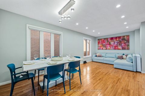 Photo 4 at 109 Whitney Place, Lakeview Estates, Vaughan