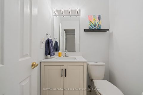 Photo 12 at 109 Whitney Place, Lakeview Estates, Vaughan