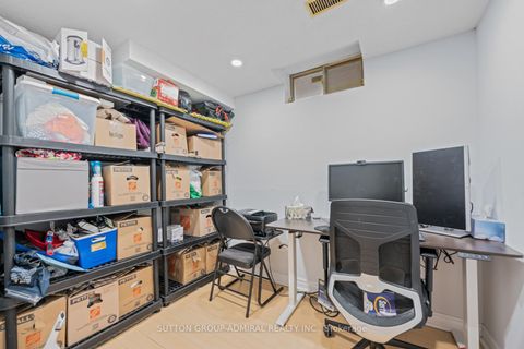 Photo 23 at 109 Whitney Place, Lakeview Estates, Vaughan