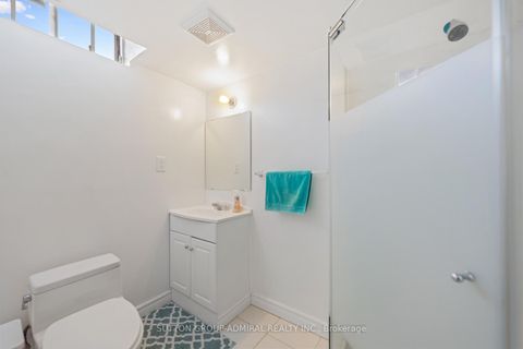 Photo 25 at 109 Whitney Place, Lakeview Estates, Vaughan