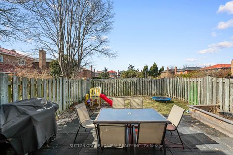 Photo 26 at 109 Whitney Place, Lakeview Estates, Vaughan