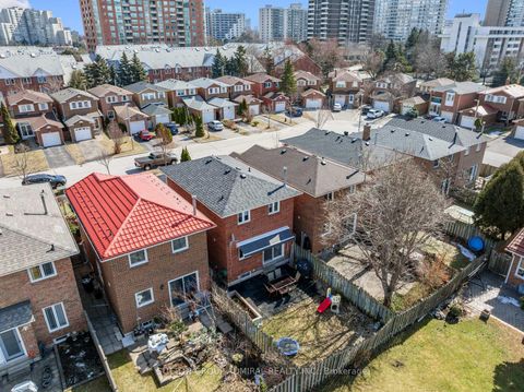 Photo 35 at 109 Whitney Place, Lakeview Estates, Vaughan