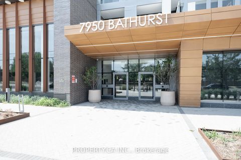 Photo 1 at 524 - 7950 Bathurst Street, Beverley Glen, Vaughan
