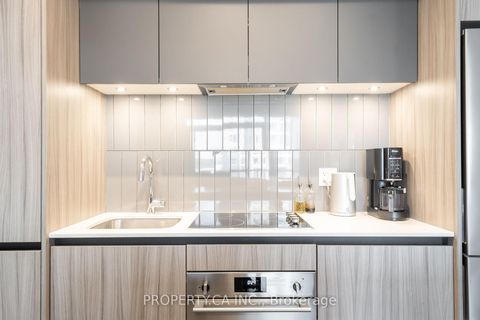 Photo 9 at 524 - 7950 Bathurst Street, Beverley Glen, Vaughan