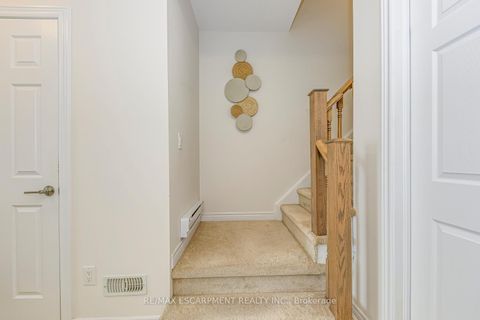 Photo 4 at 383 Grantham Common, JM Joshua Meadows, Oakville