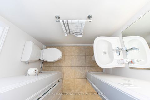 Photo 5 at 383 Grantham Common, JM Joshua Meadows, Oakville