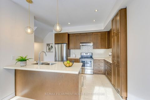 Photo 12 at 383 Grantham Common, JM Joshua Meadows, Oakville