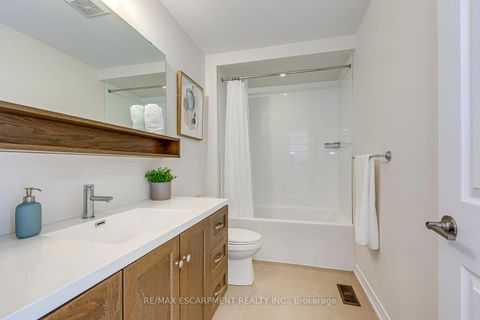 Photo 24 at 383 Grantham Common, JM Joshua Meadows, Oakville