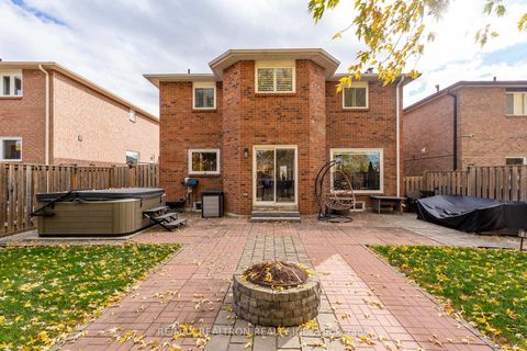 Photo 43 at 42 Butterfield Crescent, Maple, Vaughan