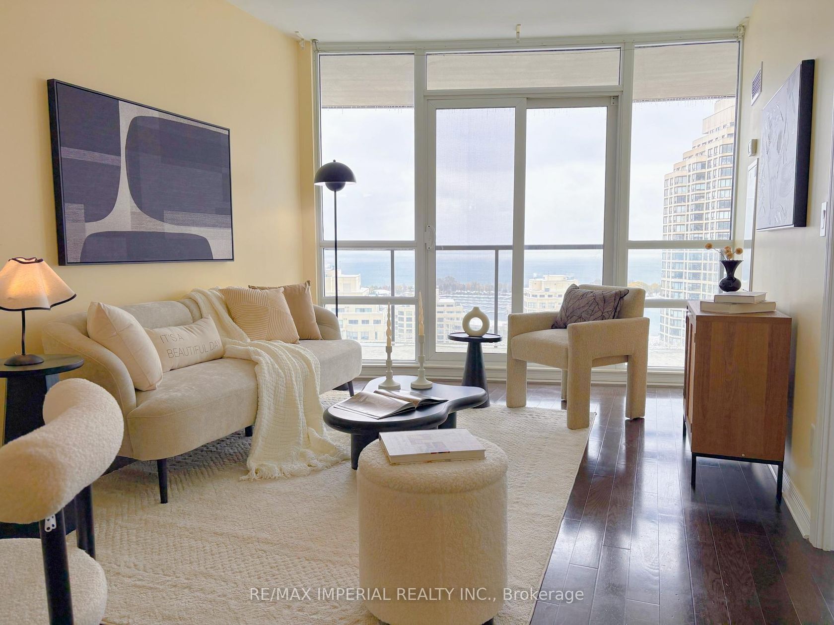 2001 - 15 legion Road, Mimico, Toronto 