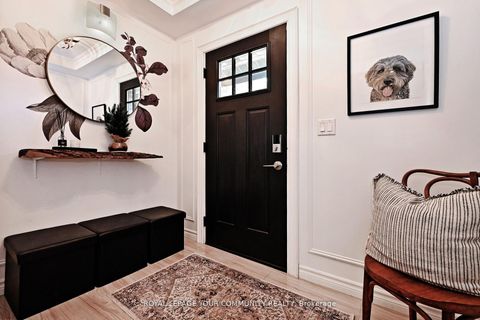 Photo 2 at 82 Centre Street, Aurora Village, Aurora